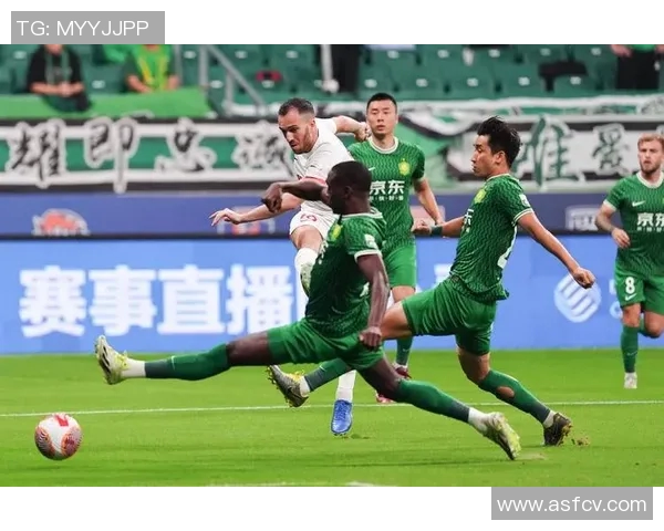 2011年北京国安对阵长春亚泰的精彩赛事回顾与分析