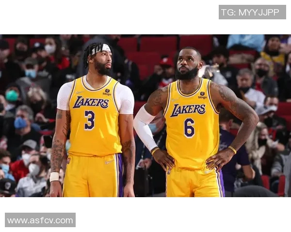 2018年12月8日湖人与马刺的精彩对决回顾与赛后分析 2018年12月8日湖人与马刺的精彩对决回顾与赛后分析