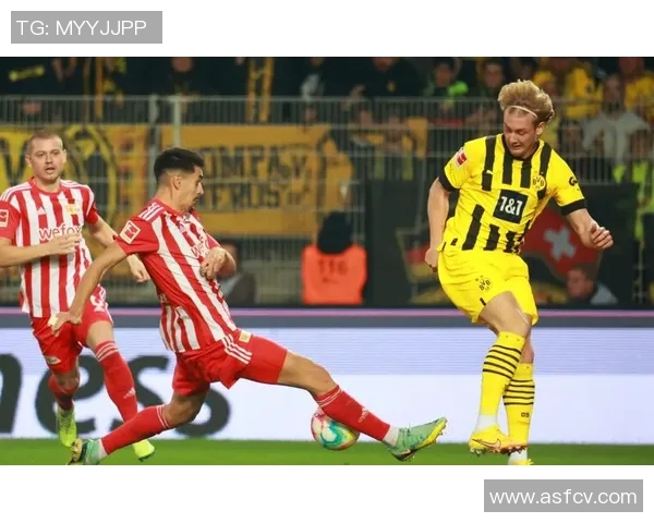 多特蒙德与柏林联合激战正酣比分直播全程跟踪分析 多特蒙德与柏林联合激战正酣比分直播全程跟踪分析