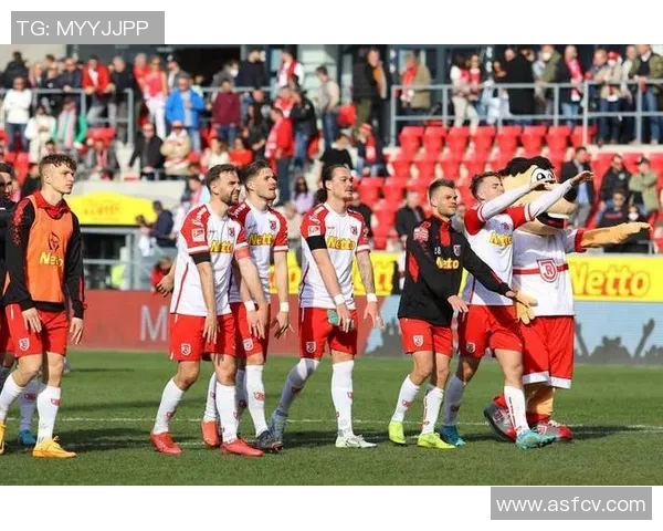 奥仓与雷根斯堡精彩对决谁能在这场较量中脱颖而出 奥仓与雷根斯堡精彩对决谁能在这场较量中脱颖而出