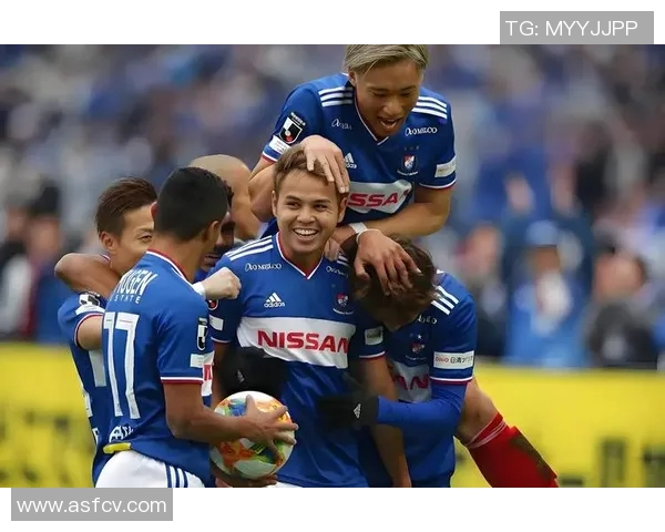 英格兰与意大利下半场激战回顾精彩瞬间与战术分析 英格兰与意大利下半场激战回顾精彩瞬间与战术分析