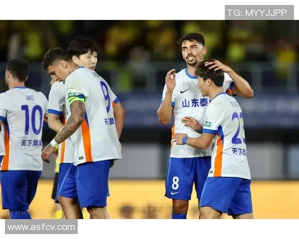 山东鲁能与北京国安激战正酣精彩对决引发球迷热议